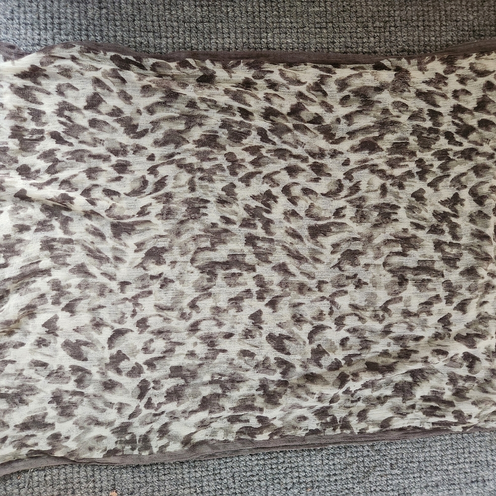 LOFT Gray Leopard Print Infinity Scarf - Picture 3 of 8